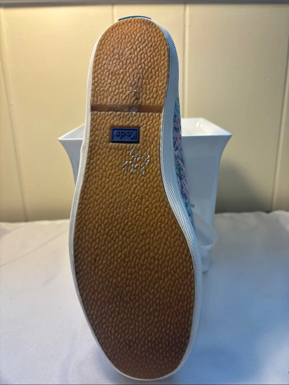 EUC Keds x Kate Spade Daisy Garden Glitter Sneakers Size 8